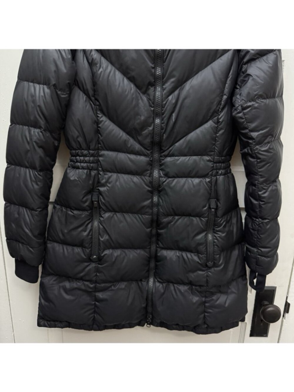 Athleta Goose Down Puffer Coat Women Medium Black Hooded Long Jacket - Picture 4 of 10